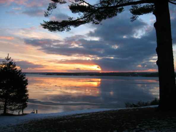 Looking out over the frozen ocean